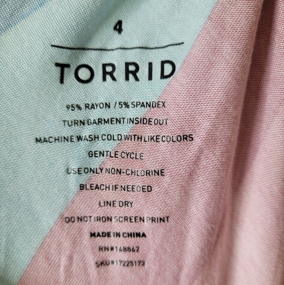 Torrid Supersoft Surplice Jumpsuit NWT 4X Vibrant Striped Wide Leg Plus Size - Picture 8 of 9